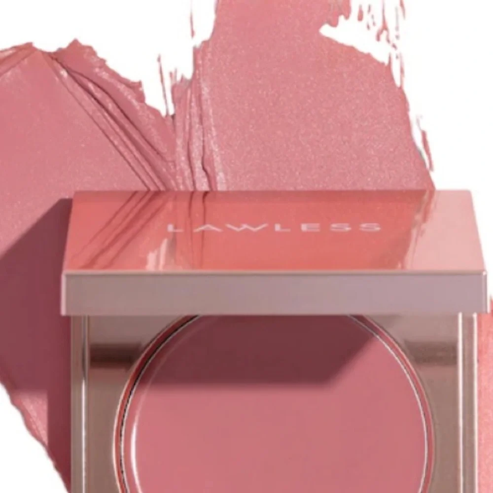 LAWLESS Make Me Blush Velvet Blush - Soft Pink